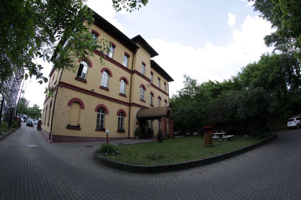 Hotel Omnibusz Budapest Luaran gambar
