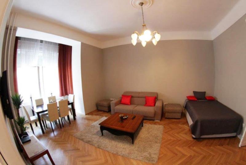 Hotel Omnibusz Budapest Luaran gambar