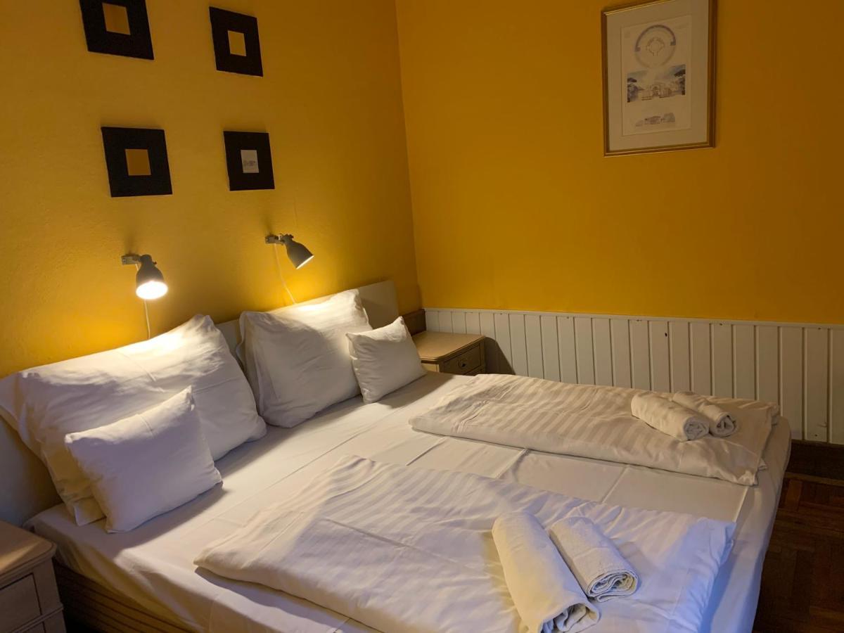 Hotel Omnibusz Budapest Luaran gambar