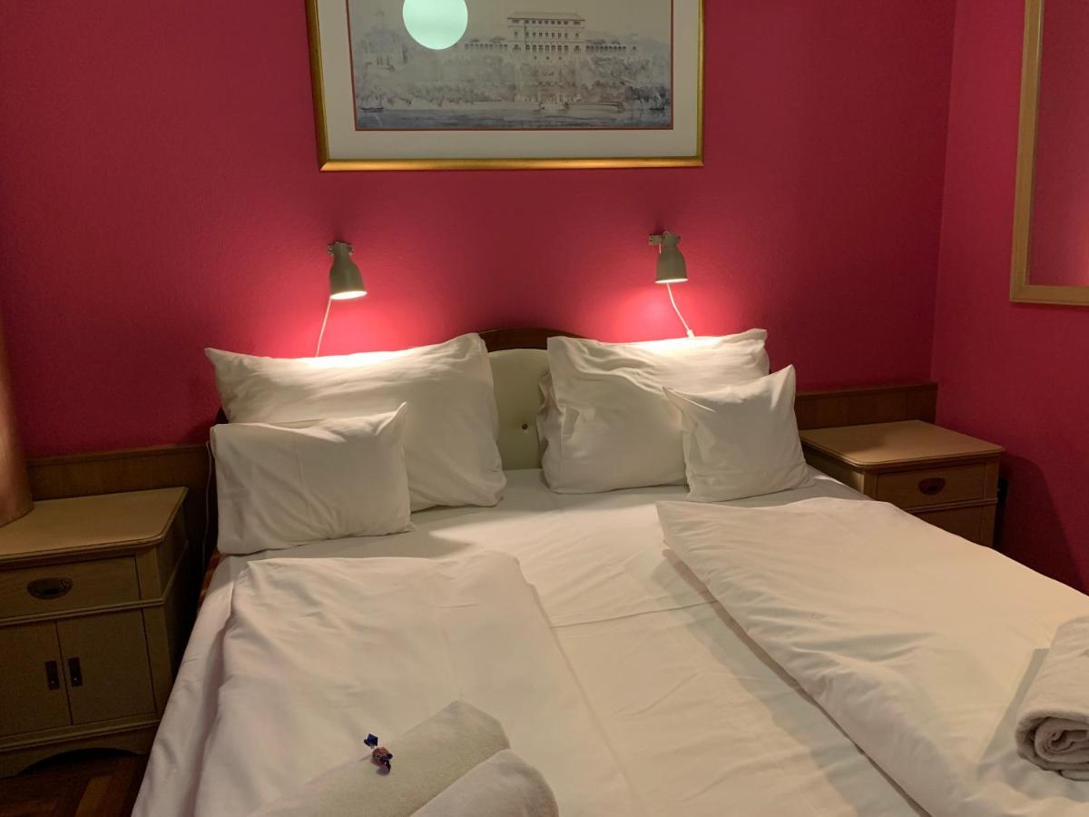 Hotel Omnibusz Budapest Luaran gambar