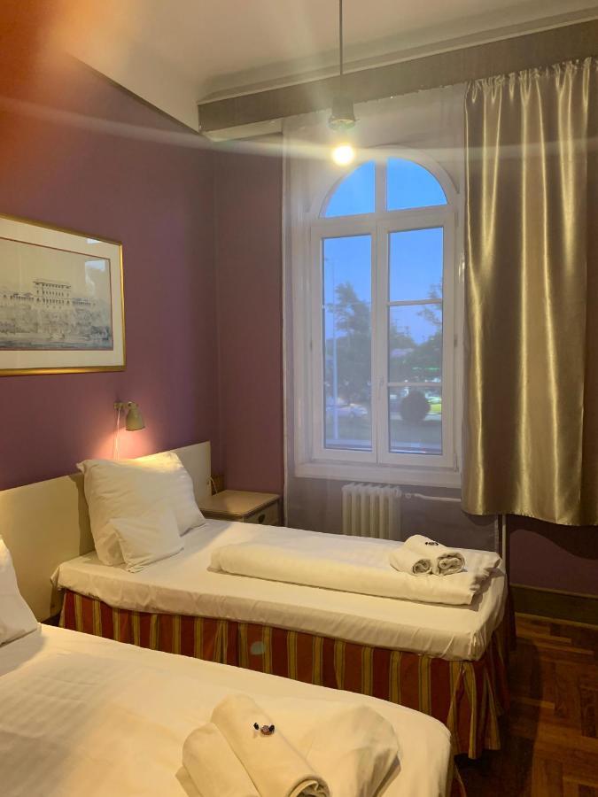 Hotel Omnibusz Budapest Luaran gambar