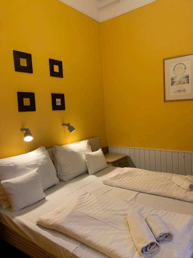 Hotel Omnibusz Budapest Luaran gambar